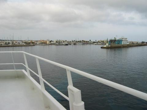 image El barco entra en el puerto de La Sabina, Formentera, Islas Baleares