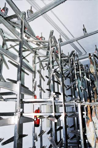 image Perchas y rieles para cámara frigorífica