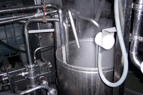 image Detalle de pasteurizadora funcionando