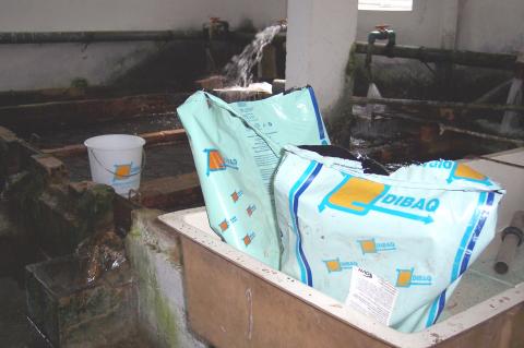 image Bolsas de pienso para alevines