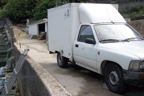 image Vehículo frigorífico en una piscifactoría