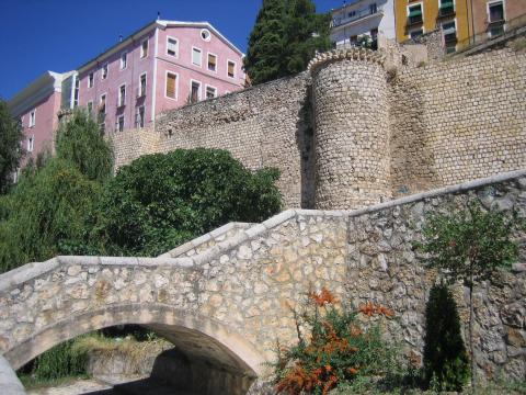 image Muralla de Cuenca