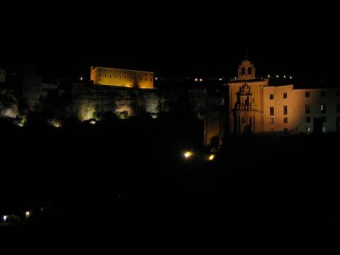 image Vista nocturna, Convento de San Pablo, Cuenca