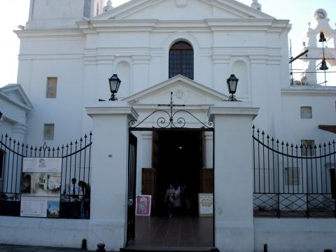 image Parroquia de Nuestra Señora del Pilar, Barrio de la Recoleta, Buenos Aires, Argentina
