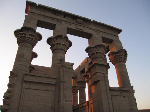 image Pabellón de Trajano, Philae, Egipto