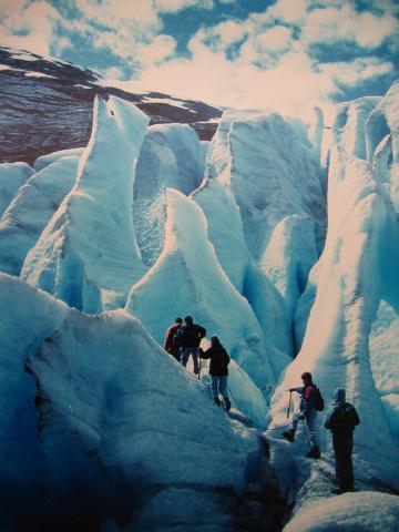 image Expedicion por un glaciar, Noruega