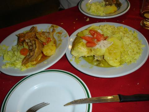image Almuerzo a base de Cabrito y pollo estofado, Jujuy, Argentina