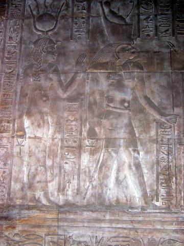 image Relieve del Templo de Horus, Edfú, Egipto