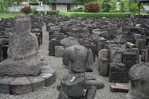 image Esculturas del Templo Borobudur de Jogyakarta, Indonesia