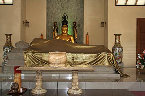 image Templo moderno budista, Templo Borobudur de Jogyakarta, Indonesia