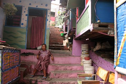 image Callejones de color, Copiriver, Jogyakarta, Indonesia