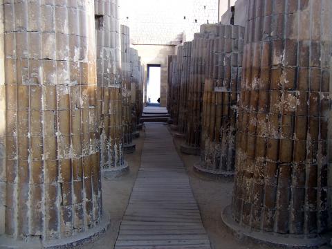 image Columnas, Sakkara, Egipto