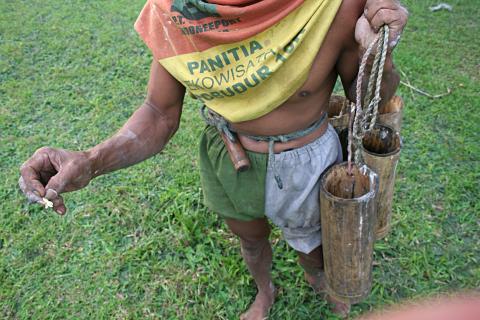 image Recolector de vino de Palma, Jogyakarta, Indonesia