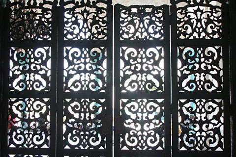 image Detalle de decoración en celosía, Banda Ache, Sumatra, Indonesia