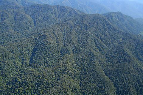 image Montañas de Melaboh, Sumatra, Indonesia