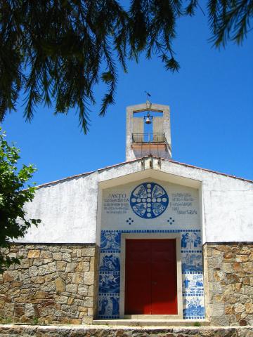 image Iglesia parroquial de San Xoaquiño, Isla de Ons, Pontevedra