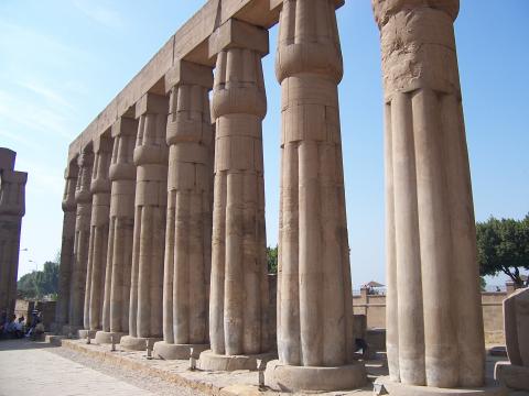 image Sala hipóstila, Templo de Luxor, Egipto