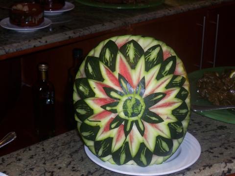 image Figura realizada con fruta