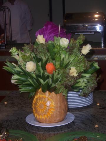 image Figura realizada con verduras