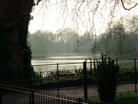 image Parque Cheswick, Londres, Reino Unido