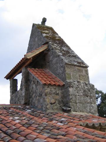 image Espadaña de una iglesia de la comarca de Sayago, Zamora