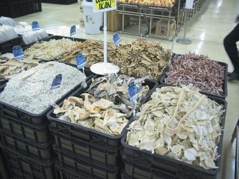 image Venta de pescado seco, Jakarta, Indonesia