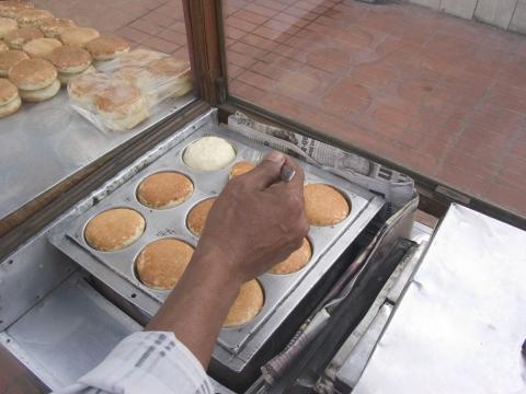 image Puesto de bolillos, Jakarta, Indonesia