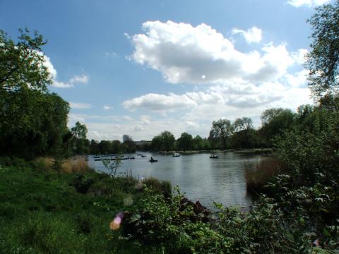 image Vista del lago de Regent's Park, Londres, Reino Unido