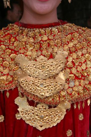 image Traje de minoría china, Sumatra, Indonesia