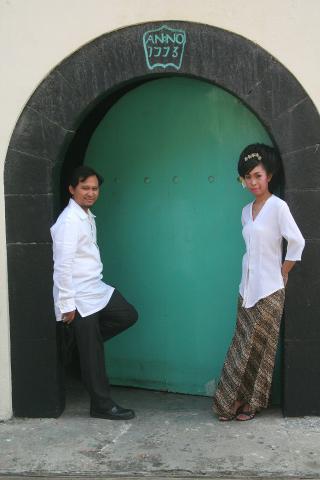 image Boda de pareja bugis, Sunda Kelapa, Indonesia