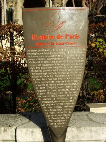 image Letrero informativo de la Iglesia Sainte-Trinité, París