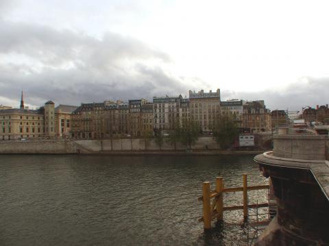 image Vistas desde el río Sena, París
