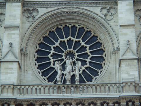 image Detalle de la fachada de Notre Dame, París
