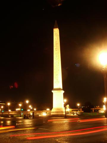 image Obelisco egipcio de la Plaza de la Concordia, París