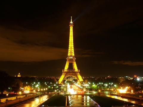 image Vista panorámica de la Torre Eiffel desde Trocadero, París