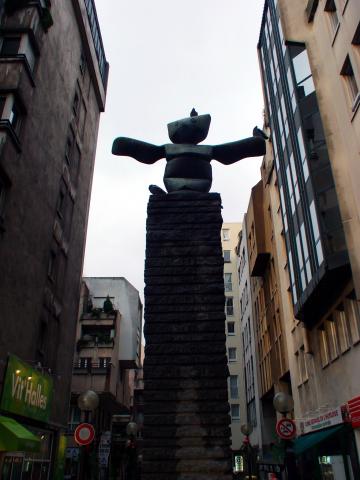 image Monumento de piedra, París