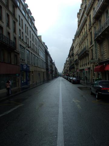 image Avenida de un barrio céntrico, París