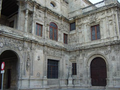 image Fachada del Ayuntamiento de Sevilla hacia la Plaza de San Francisco