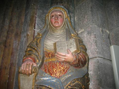image Imagen medieval en la Catedral de Santiago de Compostela, A Coruña