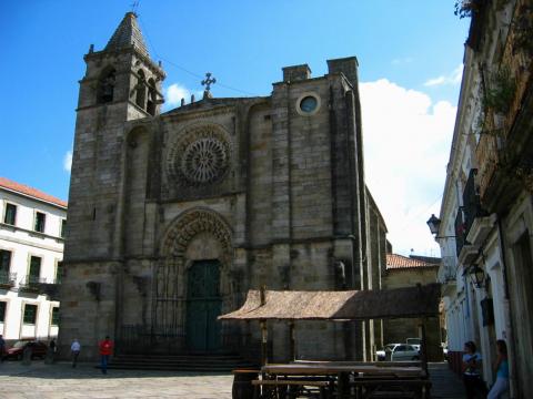 image Iglesia de San Martín de Noia, A Coruña