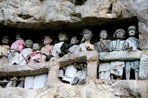 image Tau-Tau, figuras ceremoniales, Sulawesi, Indonesia