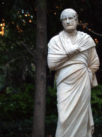 image Escultura, Jardines de Monforte, Valencia