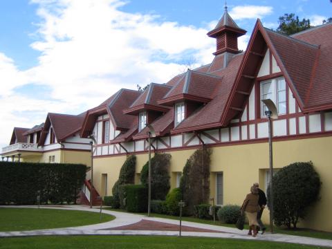 image Caballerizas, Palacio de la Magdalena, Santander