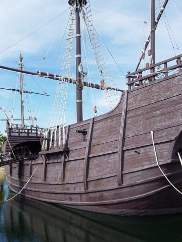 image Babor de la réplica de la Santa María, Muelle de las Carabelas, Palos de la Frontera, Huelva