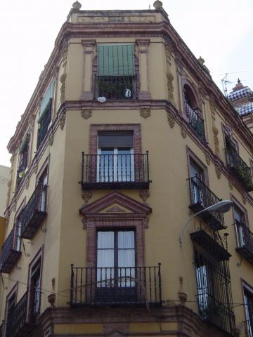 image Edificio de viviendas para Manuel Pérez Salvador, Sevilla