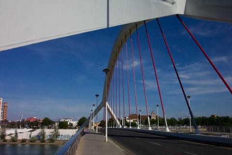 image Puente de la Barqueta, Sevilla