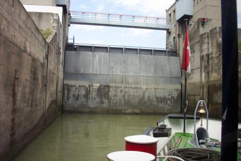 image Compuerta del Pequeño Danubio, Viena, Austria