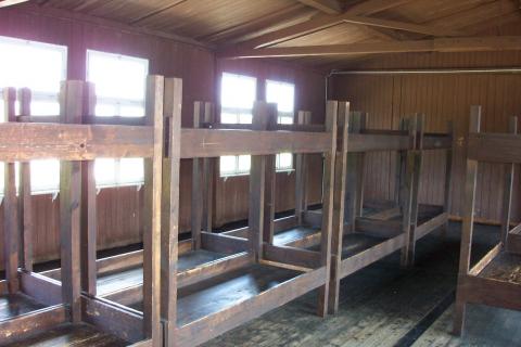 image Barracón de prisioneros del campo de exterminio de Mauthausen, Austria