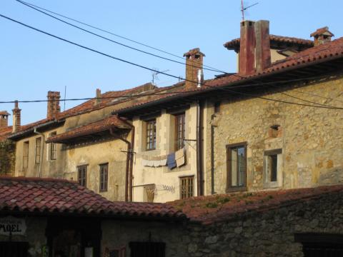 image Viviendas típicas, Santillana del Mar, Cantabria