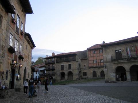 image Plaza, Santillana del Mar, Cantabria